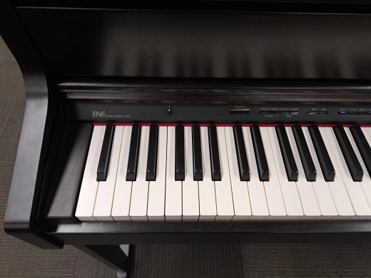 Roland HP605-CR-WSB 2